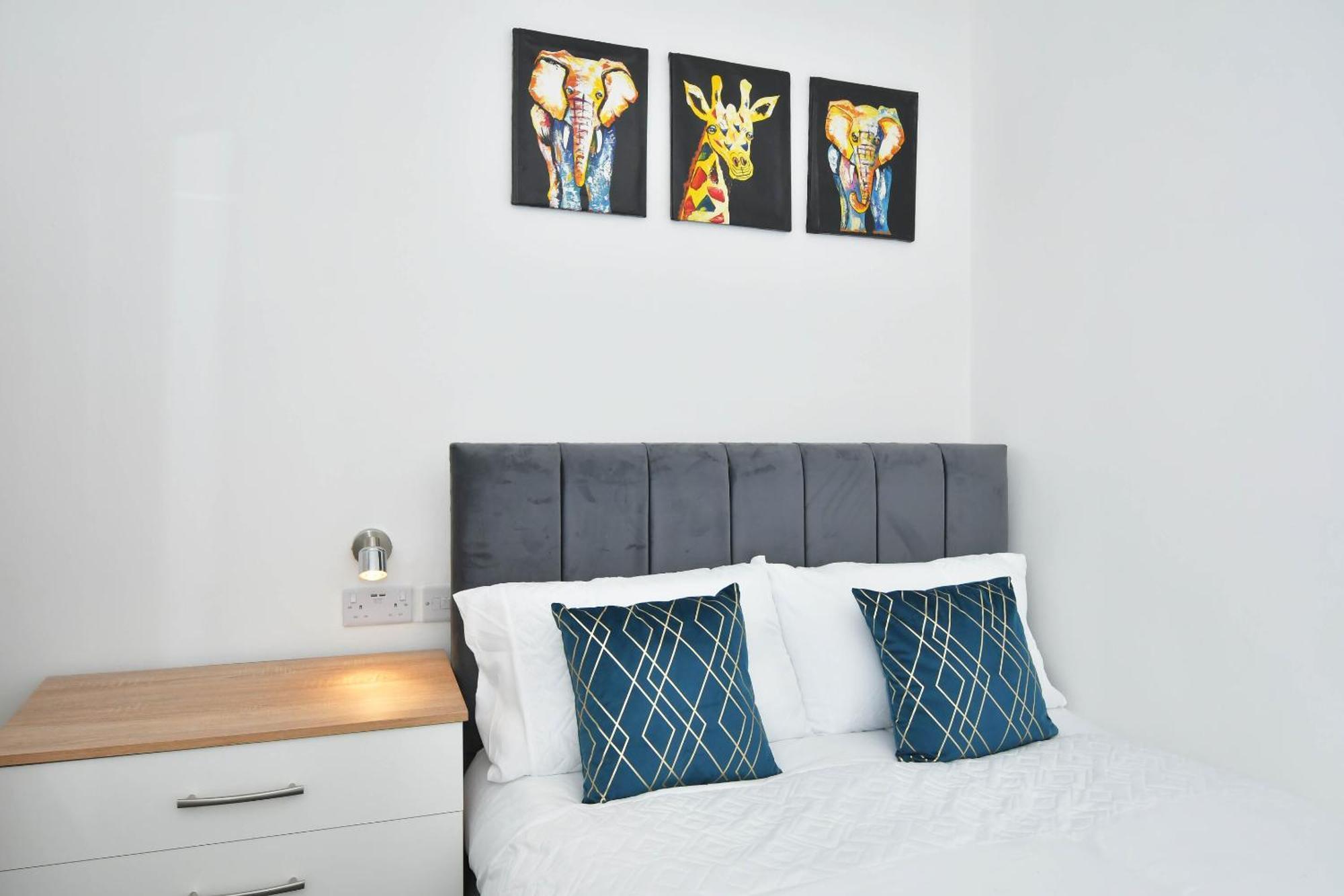 Townhouse @ 202 Walthall Street Crewe Room photo